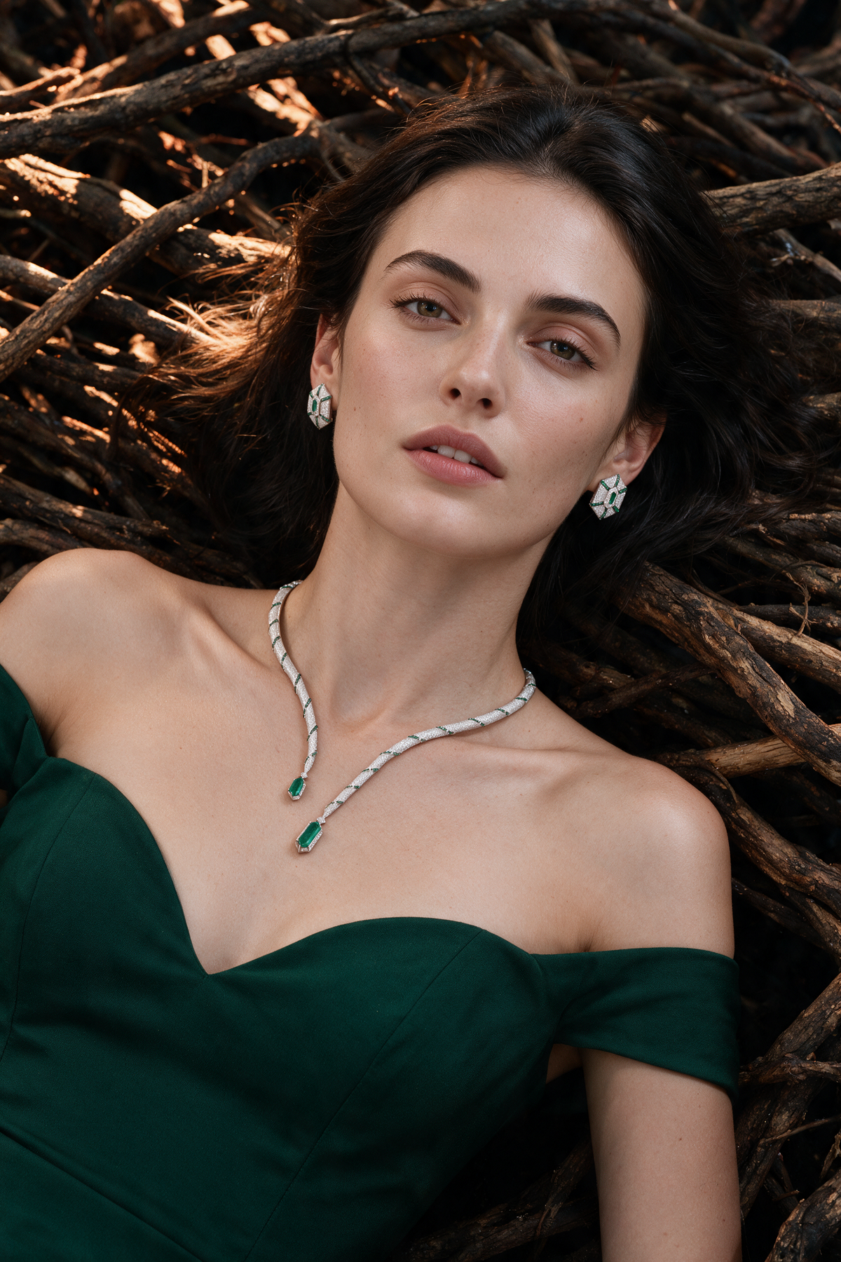 LINK Hexagon Earrings, White Gold, Brilliant-cut Diamonds and Emeralds
