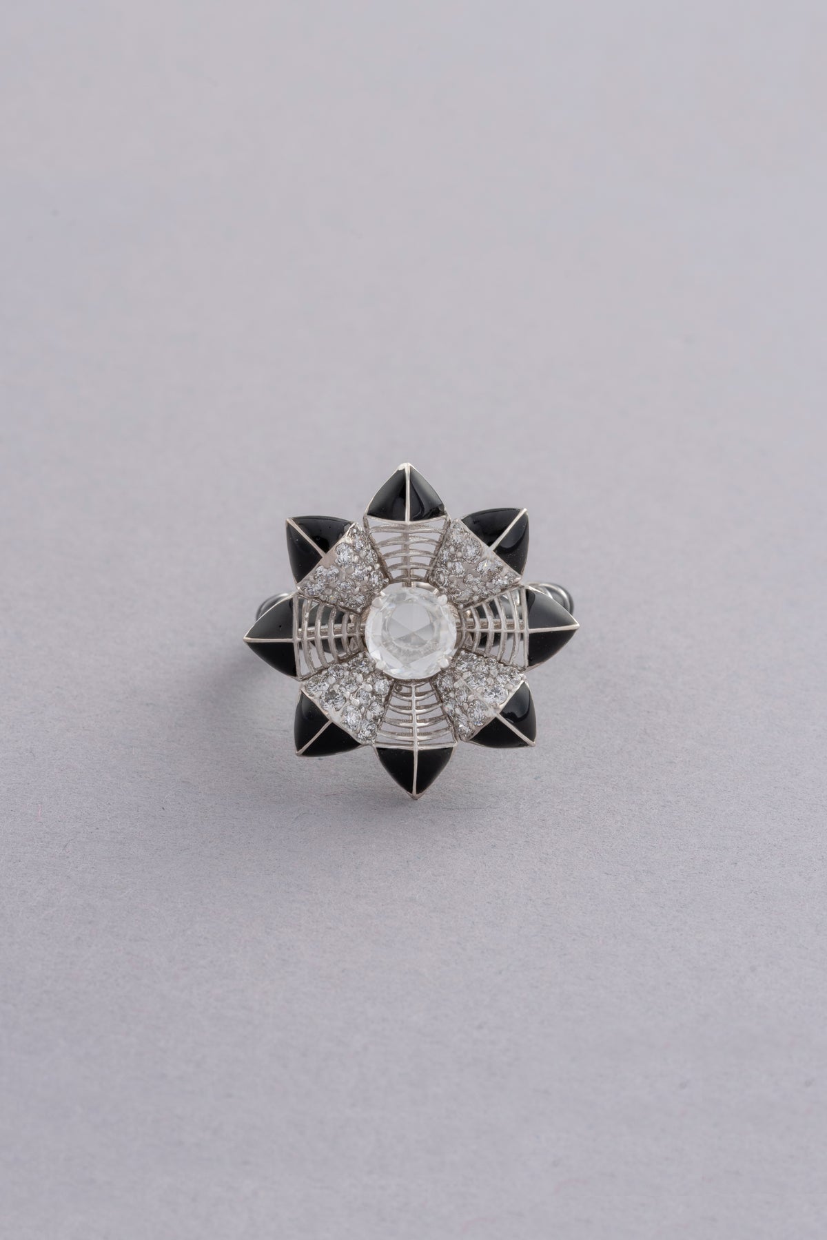 Star Flower Ring, White Gold, Rose-cut Diamonds and Ceramic Enamel
