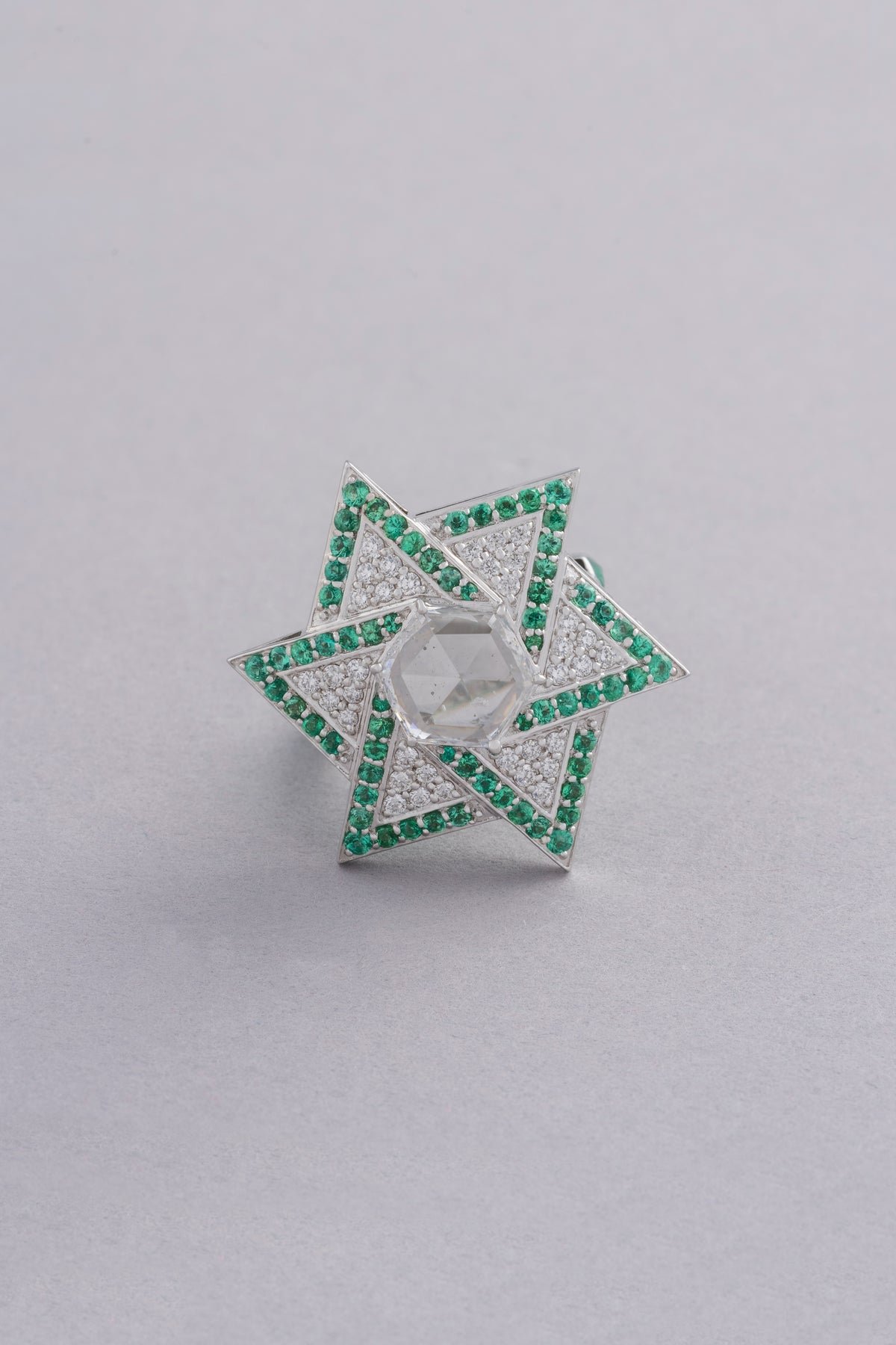 Star Ring, White Gold, Rose-cut Diamonds and Emeralds