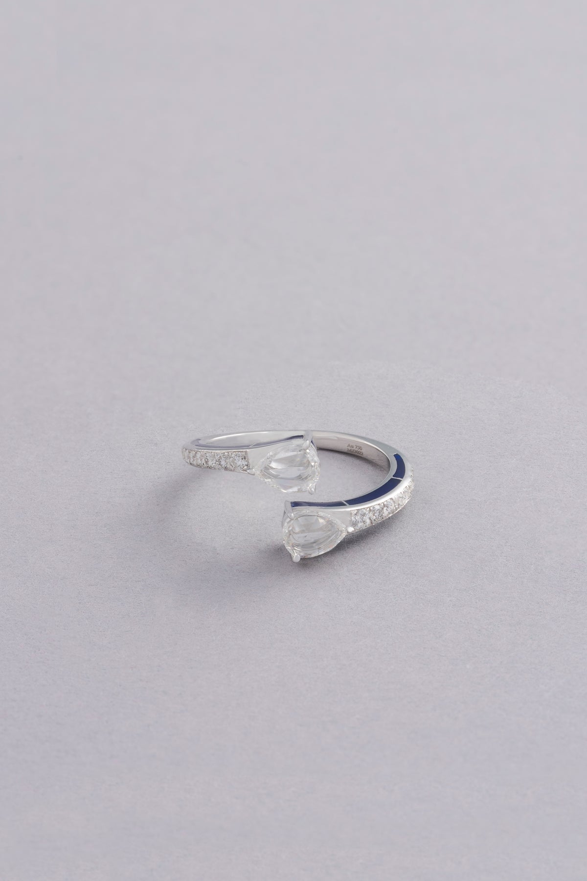 DEW Lariat Ring, White Gold, Rose-cut Diamonds and Ceramic Enamel