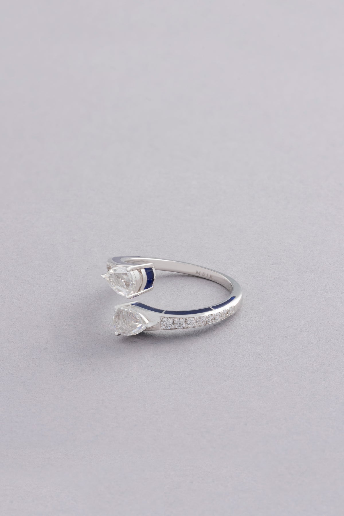 DEW Lariat Ring, White Gold, Rose-cut Diamonds and Ceramic Enamel