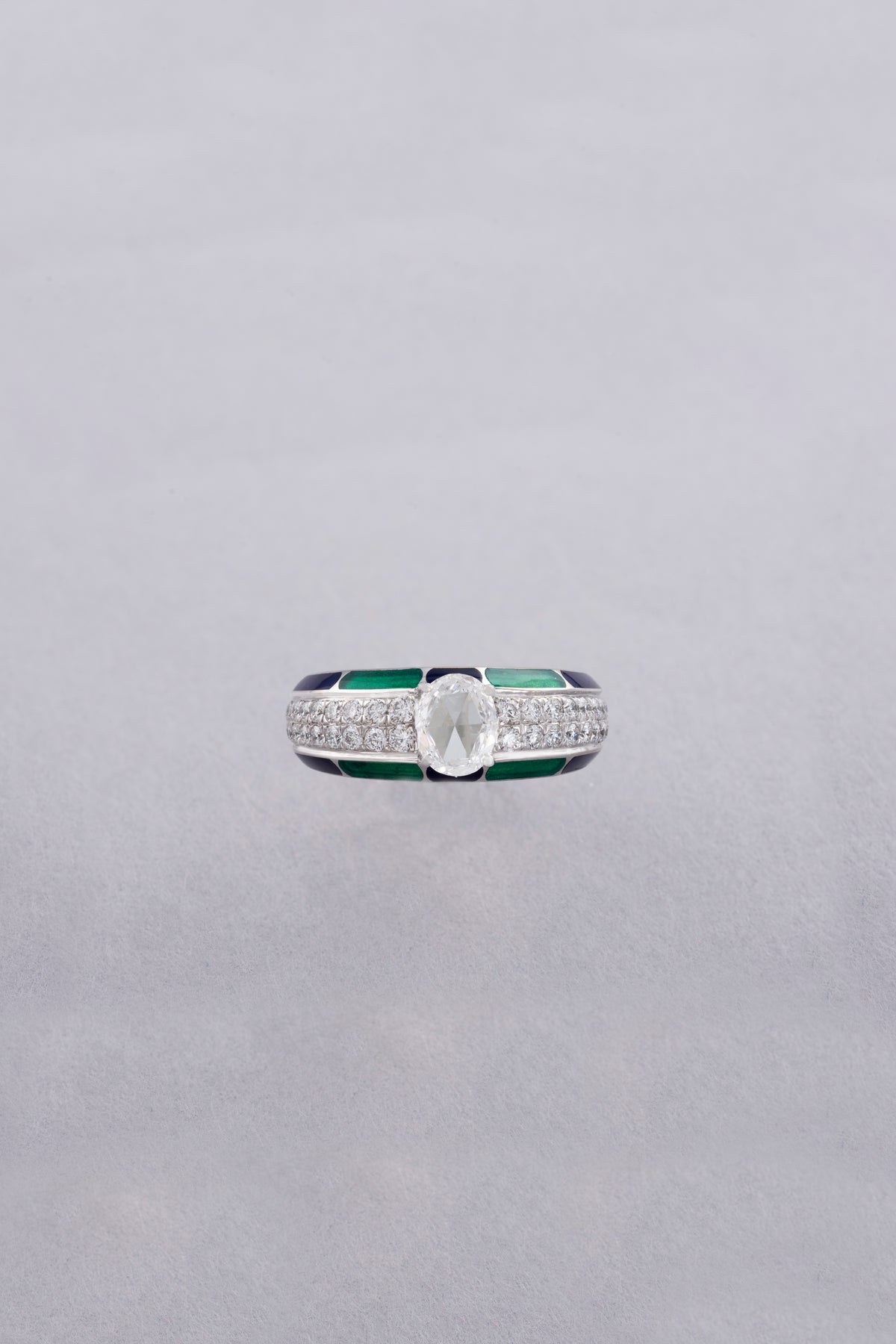 FLUTTER Petal Ring, White Gold, Rose-cut Diamonds and Ceramic Enamel
