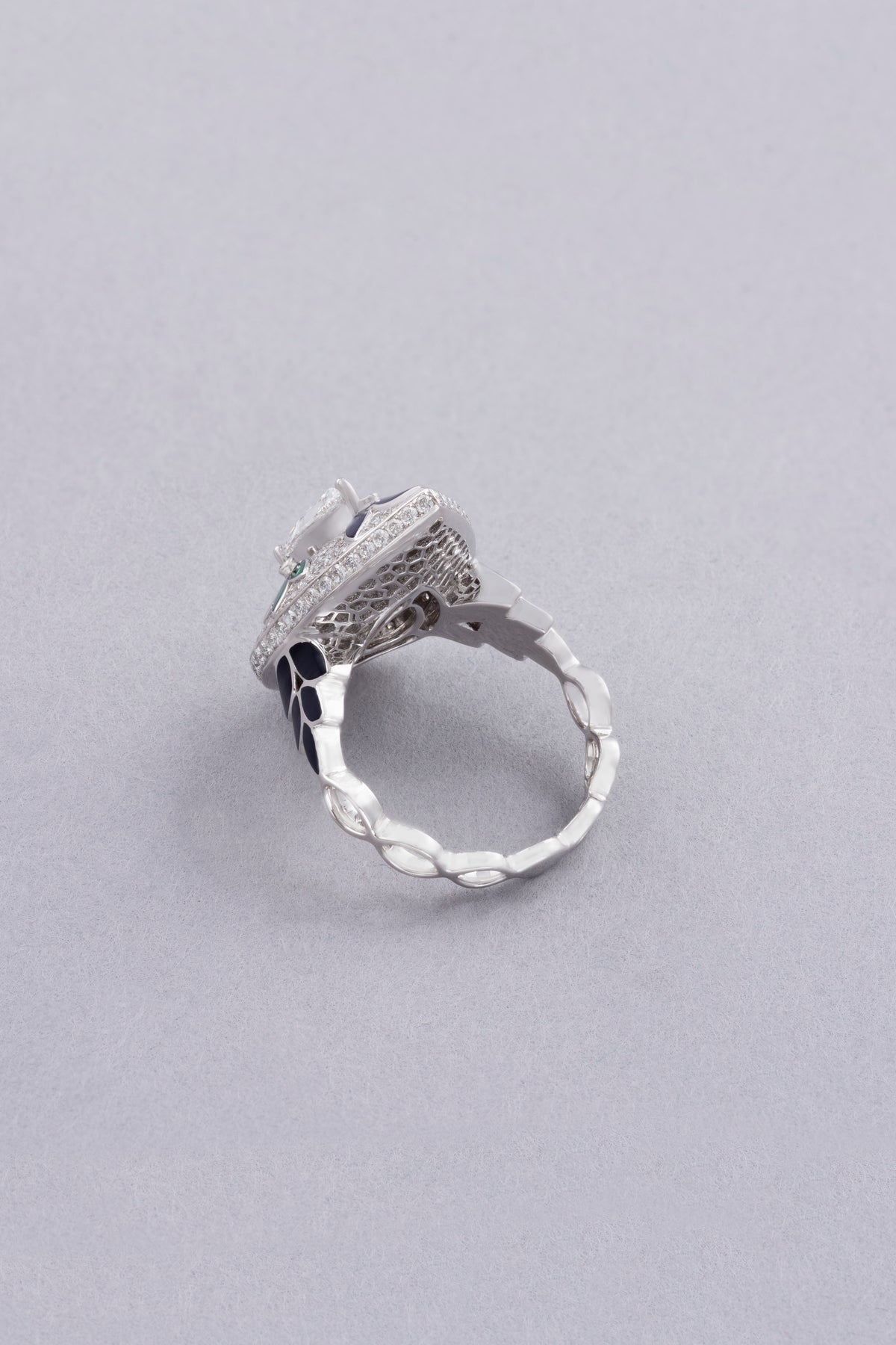 DEW Bloom Ring, White Gold, Rose-cut Diamonds and Ceramic Enamel