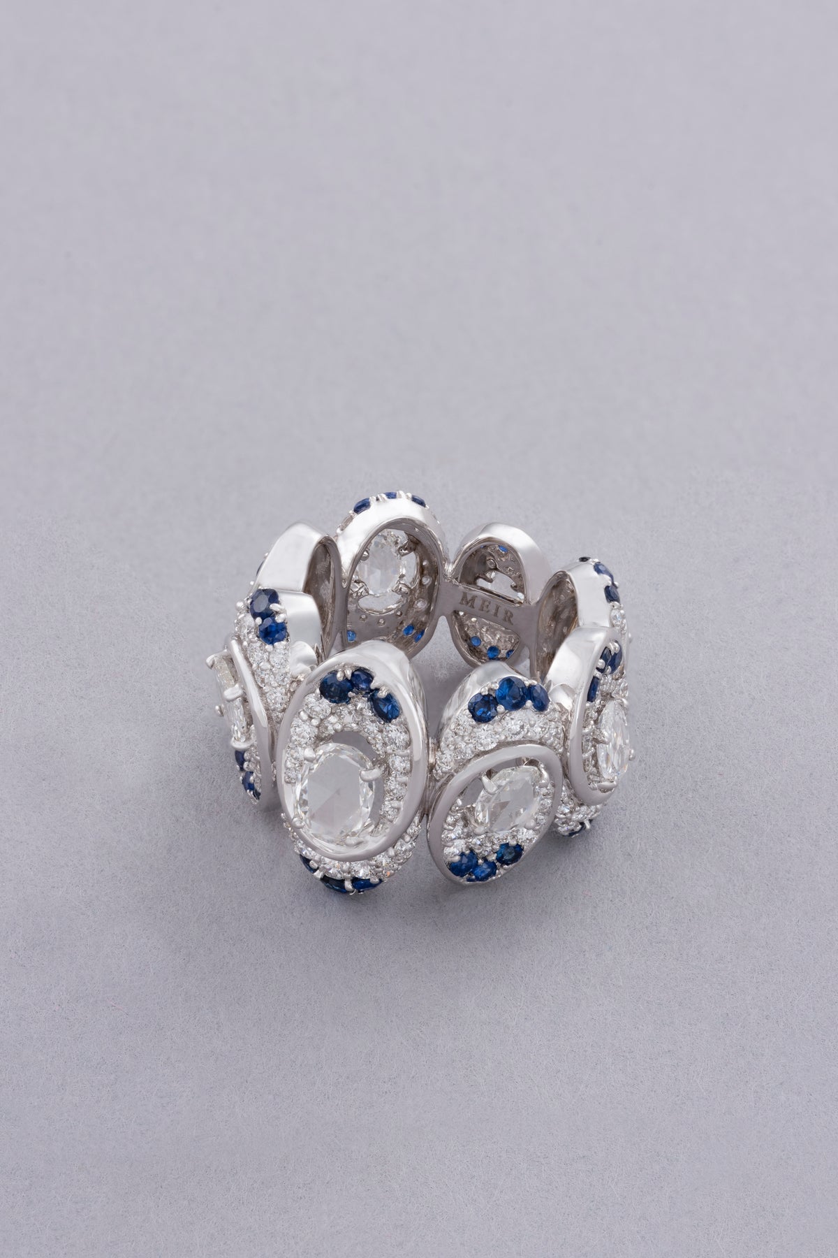 LINK Oval Ring, White Gold, Rose-cut Diamonds and Blue Sapphires