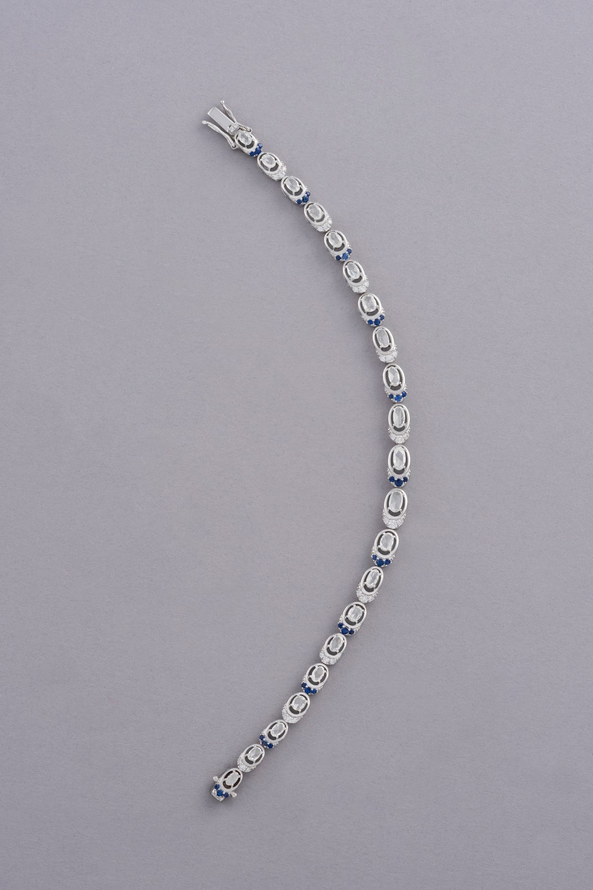 LINK Oval Bracelet, White Gold, Rose-cut Diamonds and Blue Sapphires