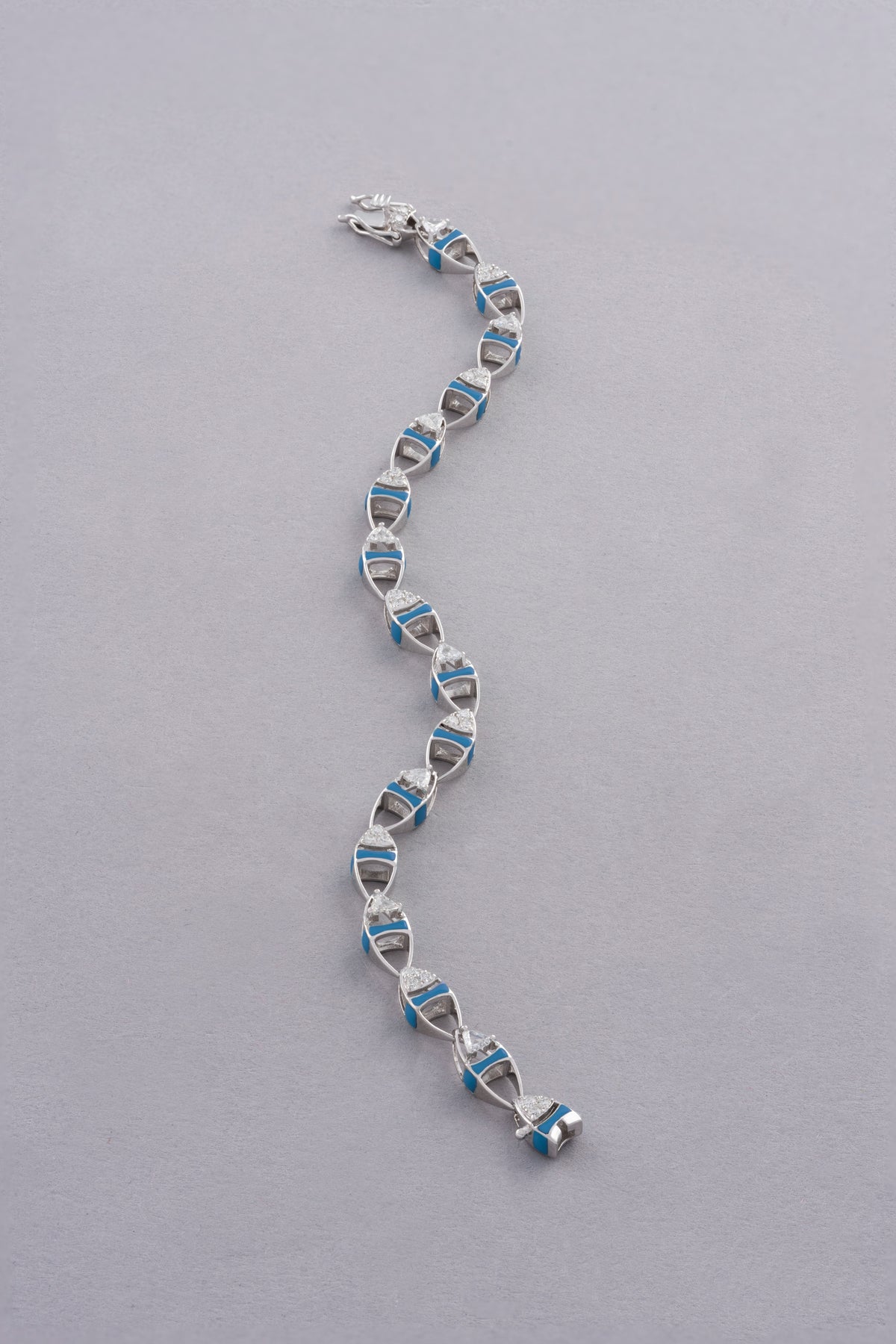 DEW Lagoon Bracelet, White Gold, Rose-cut Diamonds and Ceramic Enamel