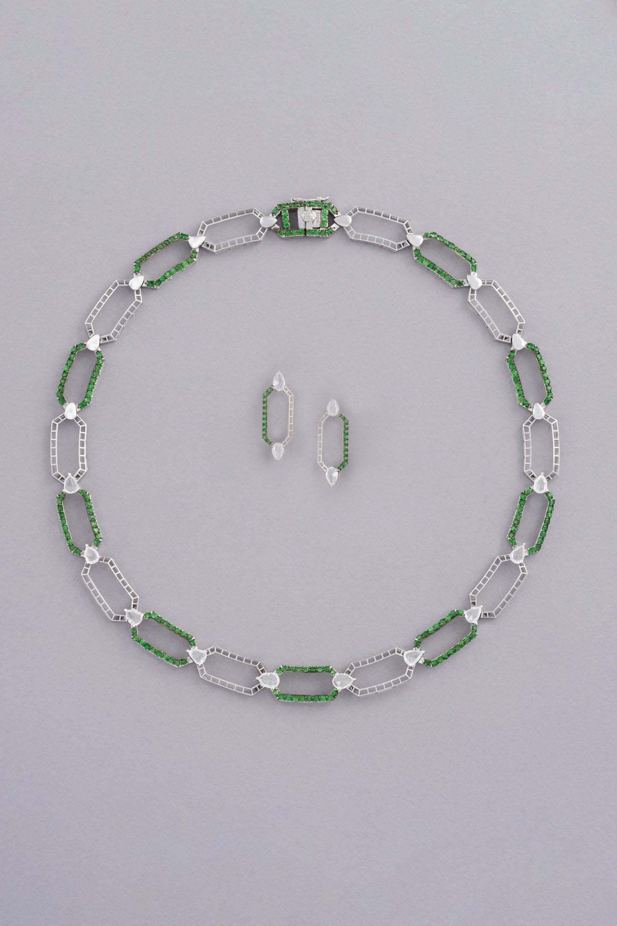 LINK Chain Necklace, White Gold, Rose-cut Diamonds and Tsavorite