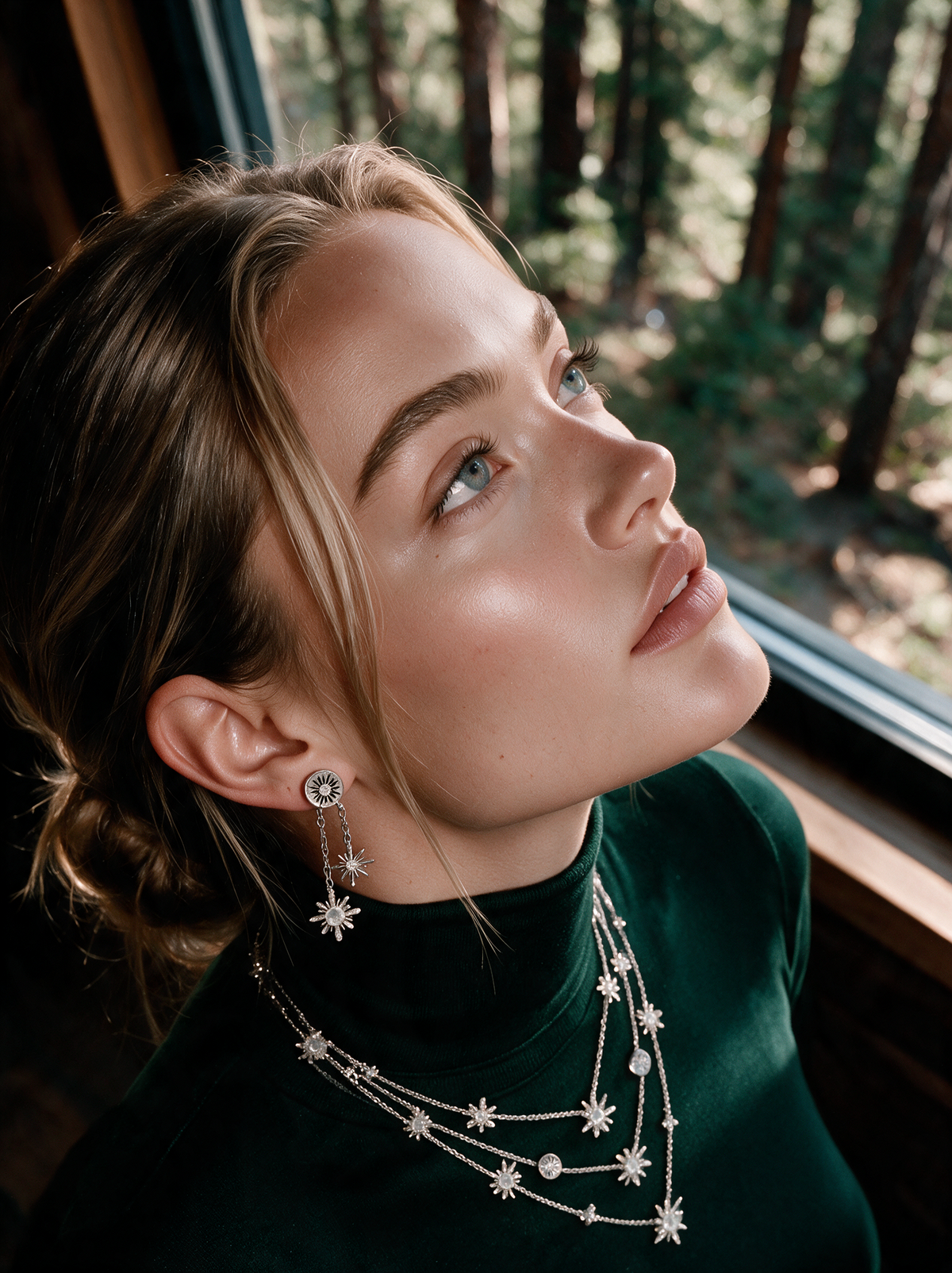 CROWN Cascade Necklace, White Gold, Rose-cut Diamonds and Ceramic Enamel