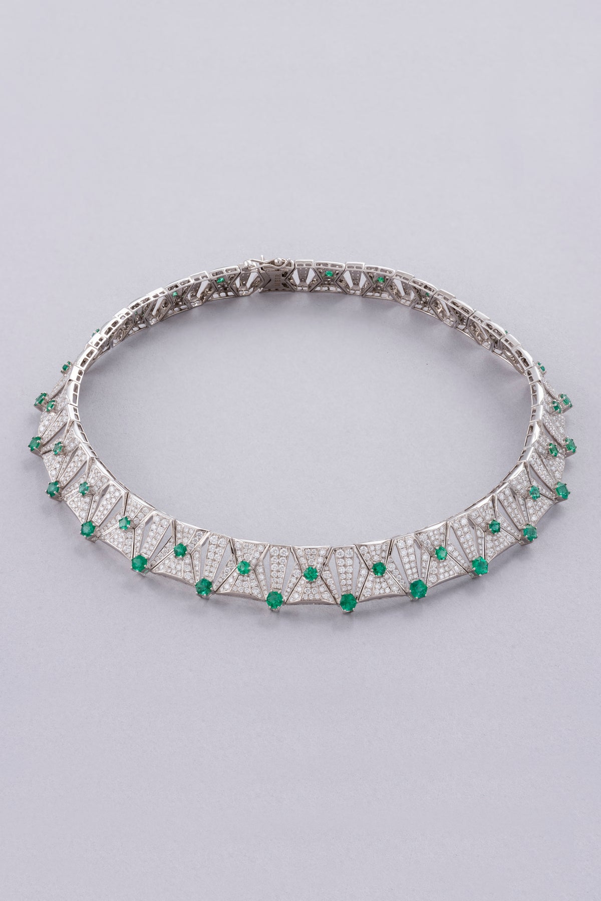 HEXA Honeycomb Necklace, White Gold, Brilliant-cut Diamonds and Emeralds