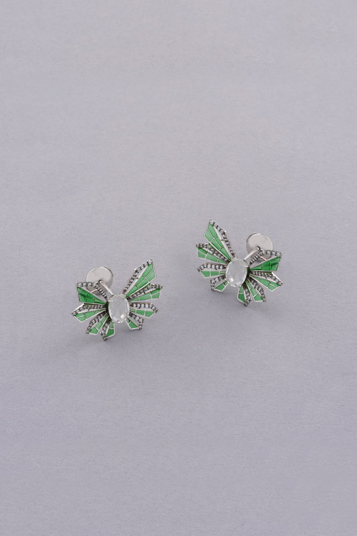 FLUTTER Butterfly Solo Earrings, White Gold, Rose-cut Diamonds and Ceramic Enamel