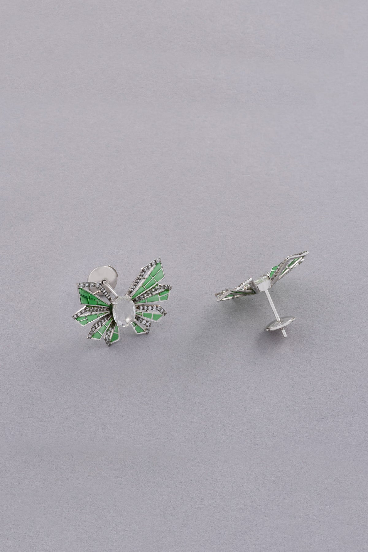 FLUTTER Butterfly Solo Earrings, White Gold, Rose-cut Diamonds and Ceramic Enamel