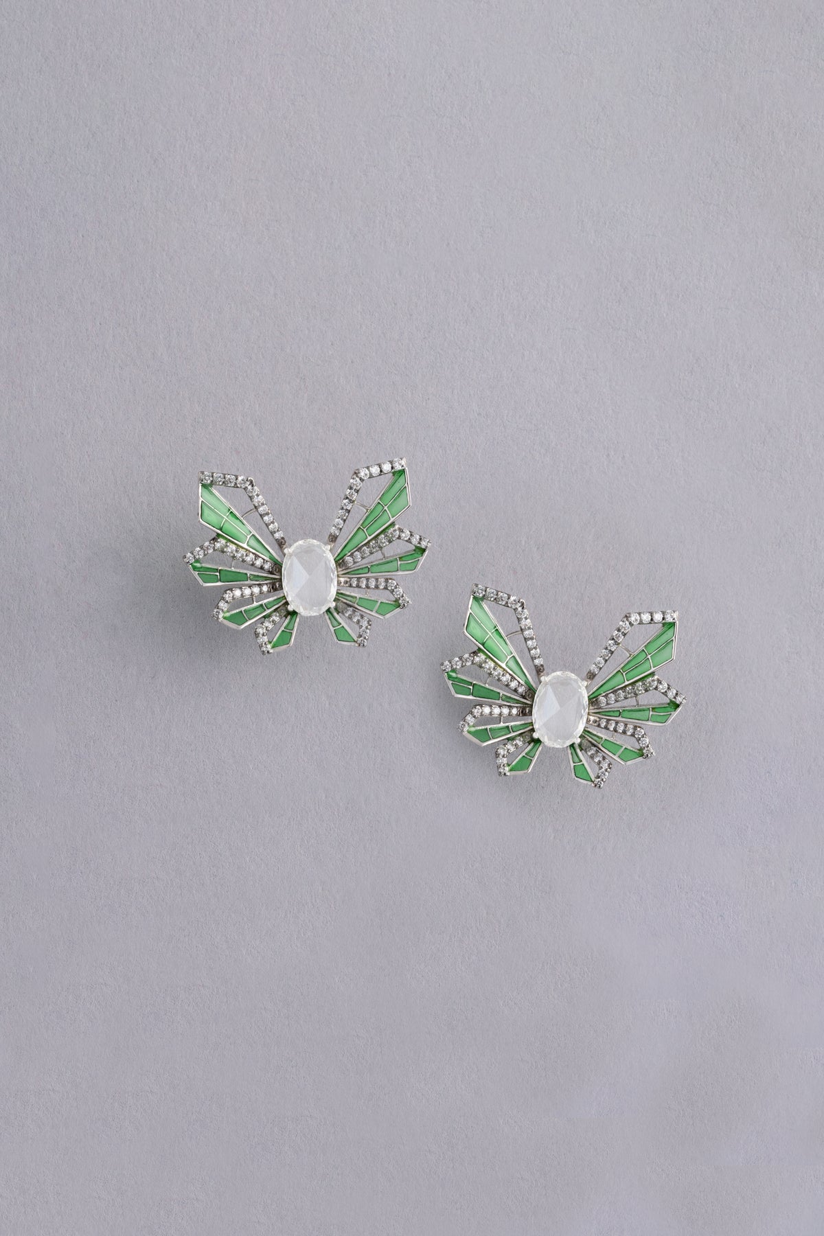 FLUTTER Butterfly Solo Earrings, White Gold, Rose-cut Diamonds and Ceramic Enamel