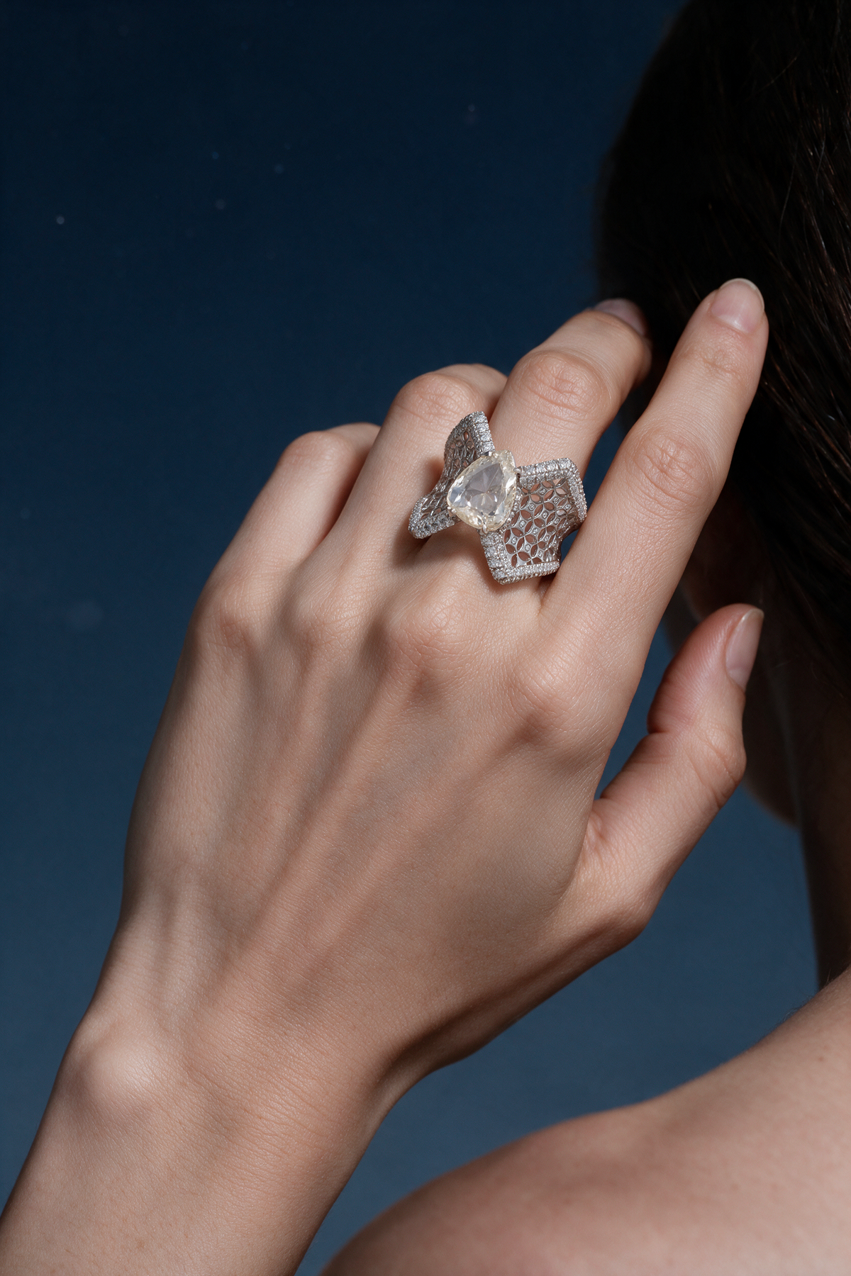 Bow Ring, White Gold, Rose-cut Diamonds