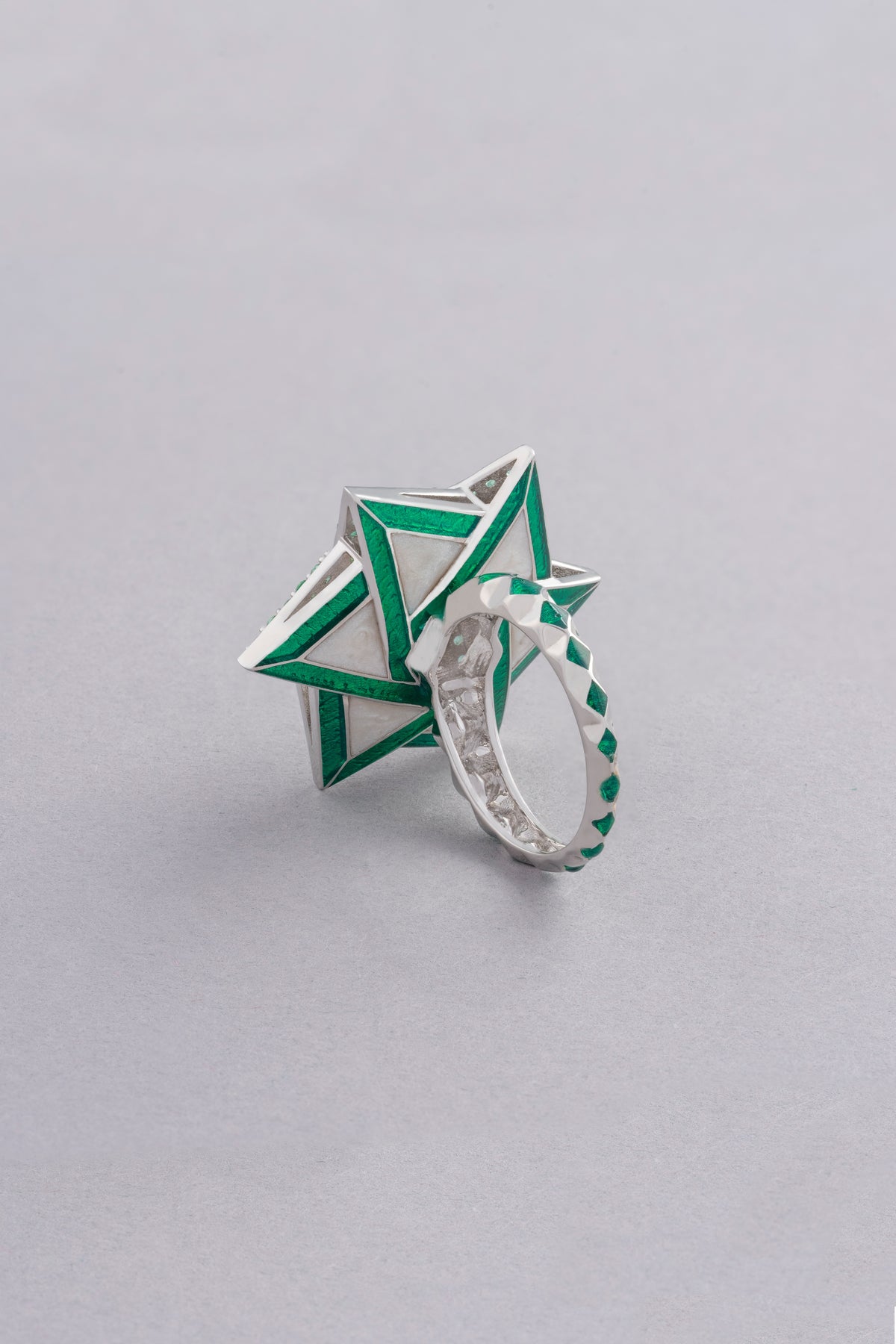 Star Ring, White Gold, Rose-cut Diamonds and Emeralds