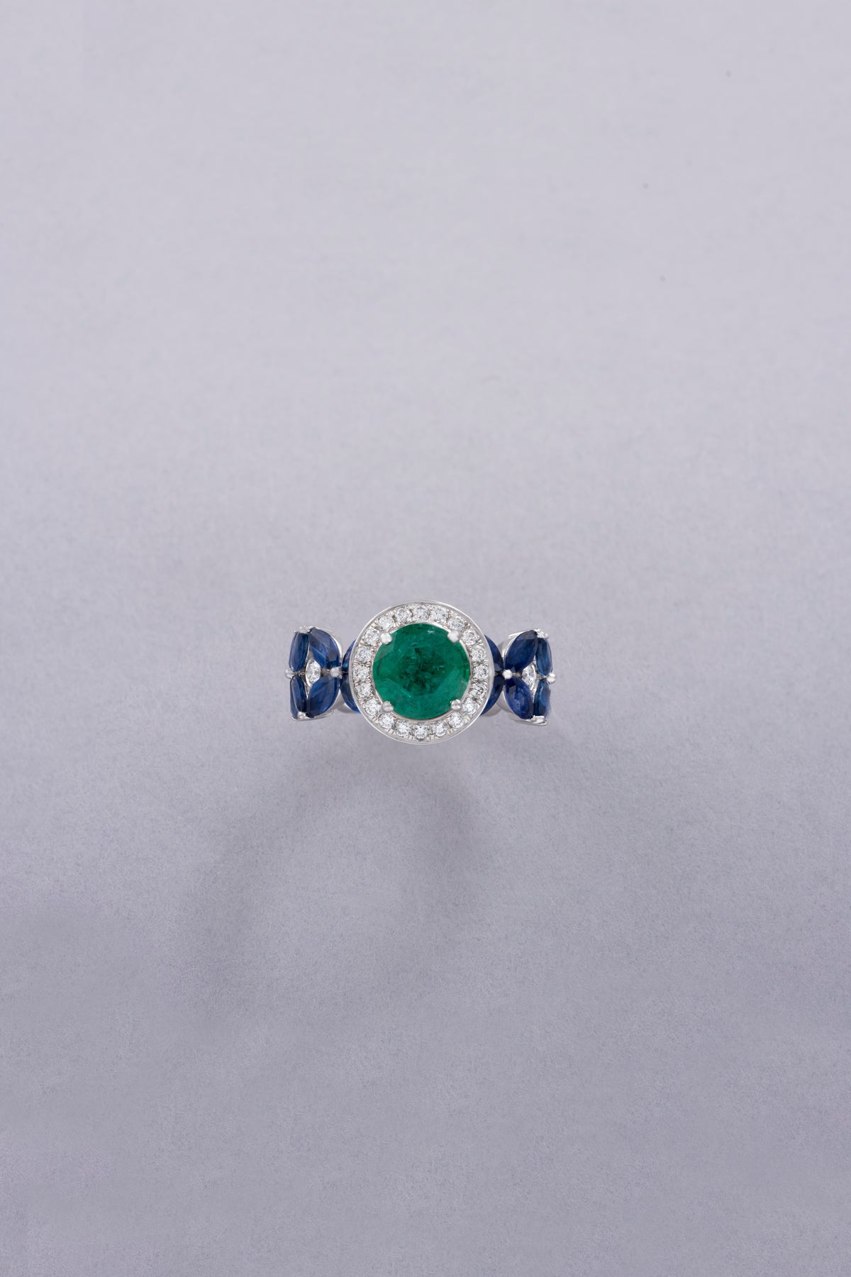 NOVA Constellation Ring, White Gold, Brilliant-cut Diamonds and Emeralds