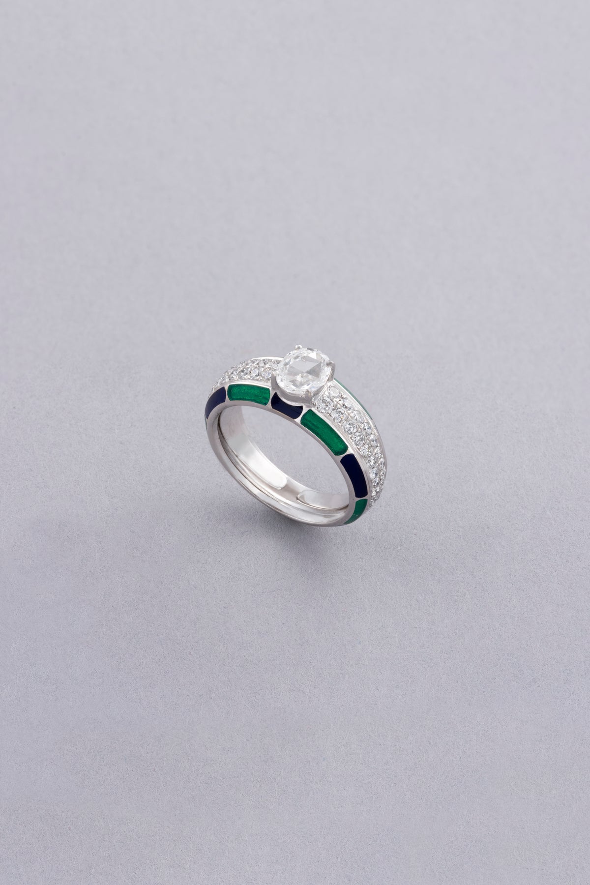 FLUTTER Petal Ring, White Gold, Rose-cut Diamonds and Ceramic Enamel