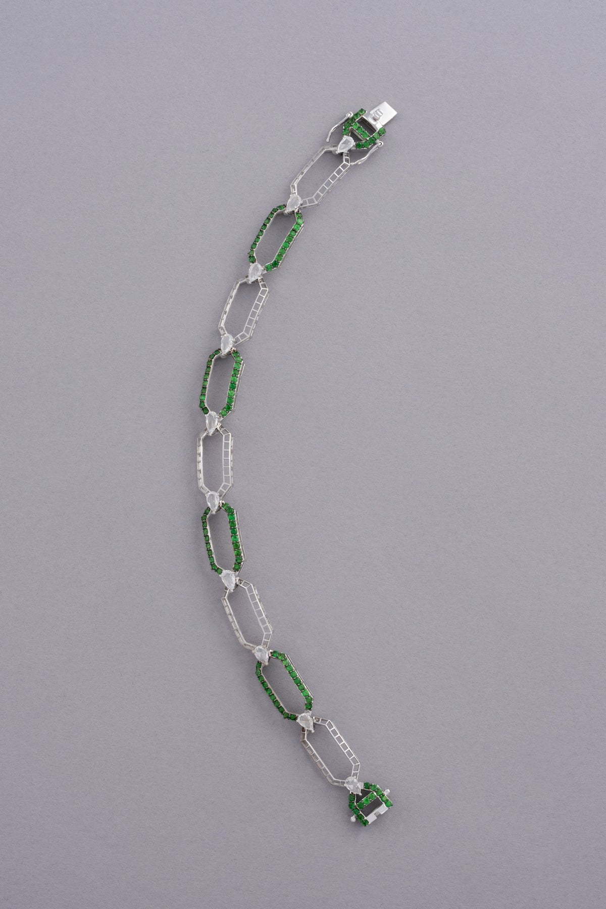 LINK Chain Bracelet, White Gold, Rose-cut Diamonds and Tsavorite
