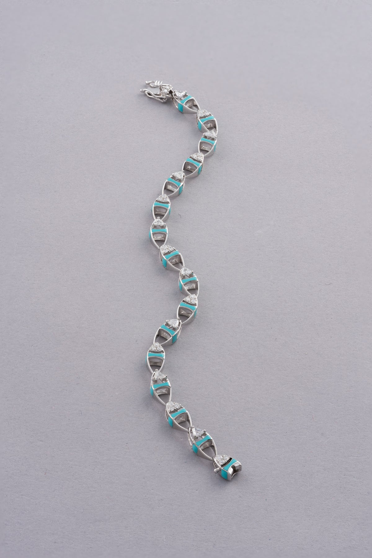 DEW Ripple Bracelet, White Gold, Rose-cut Diamonds and Ceramic Enamel