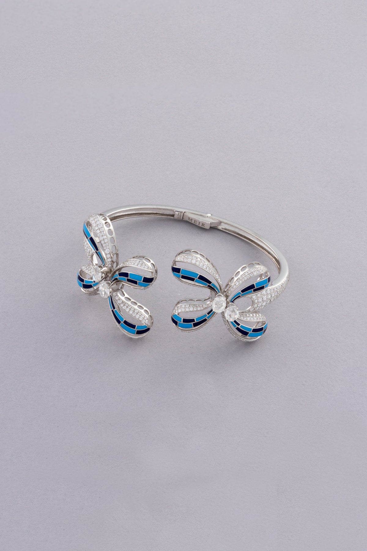 FLUTTER Butterfly Cascade Bracelet, White Gold, Rose-cut Diamonds and Ceramic Enamel