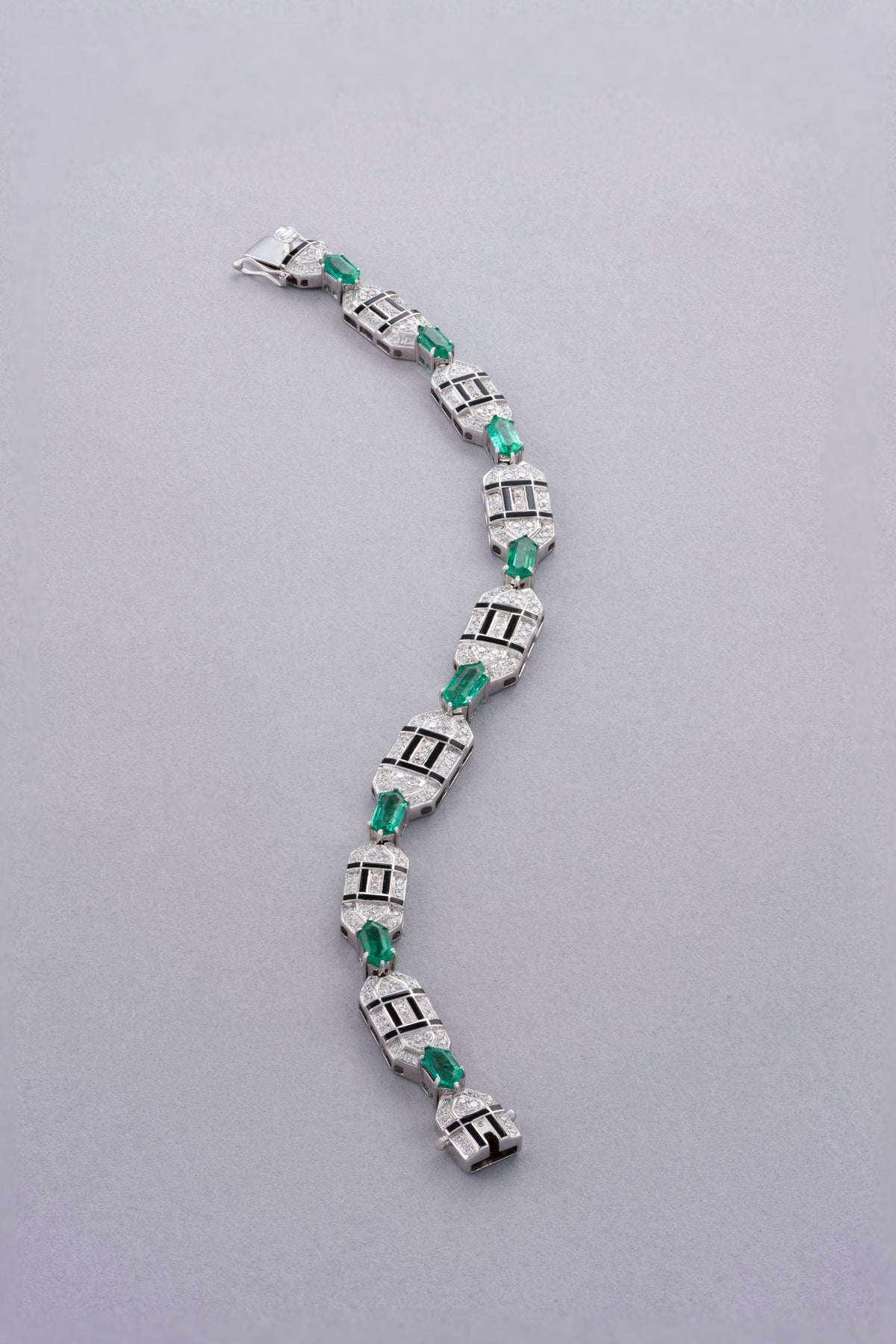 LINK Hexagon Bracelet, White Gold, Brilliant-cut Diamonds and Emeralds