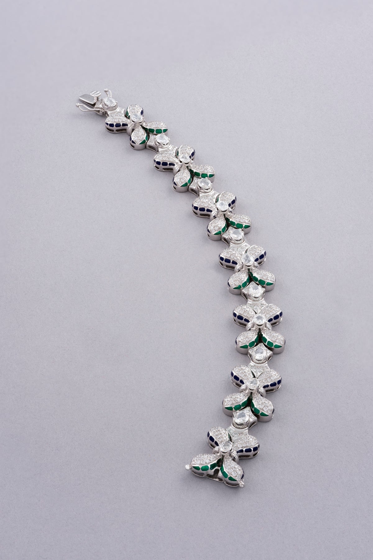 FLUTTER Petal Bracelet, White Gold, Rose-cut Diamonds and Ceramic Enamel