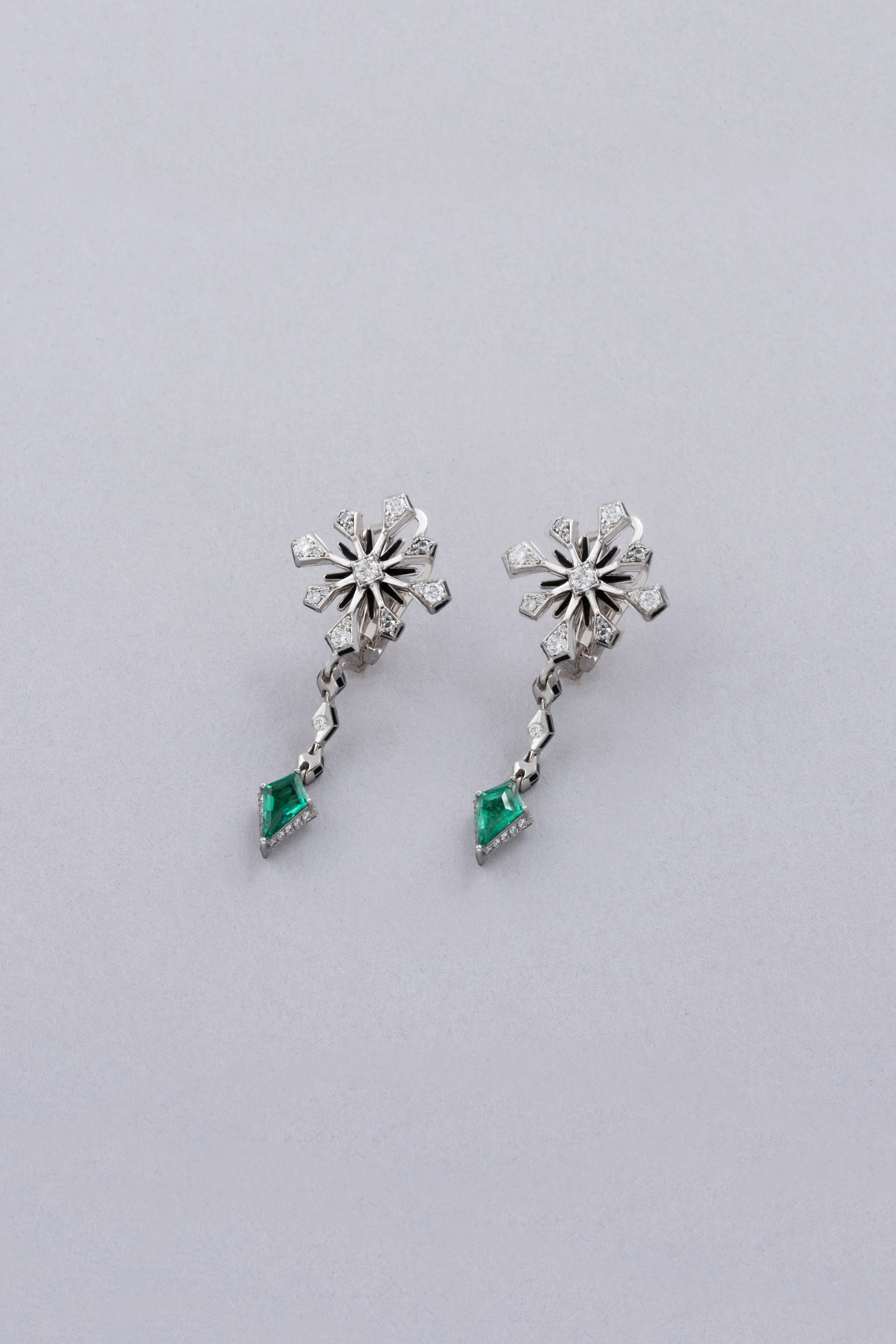 MEIR Crown earrings