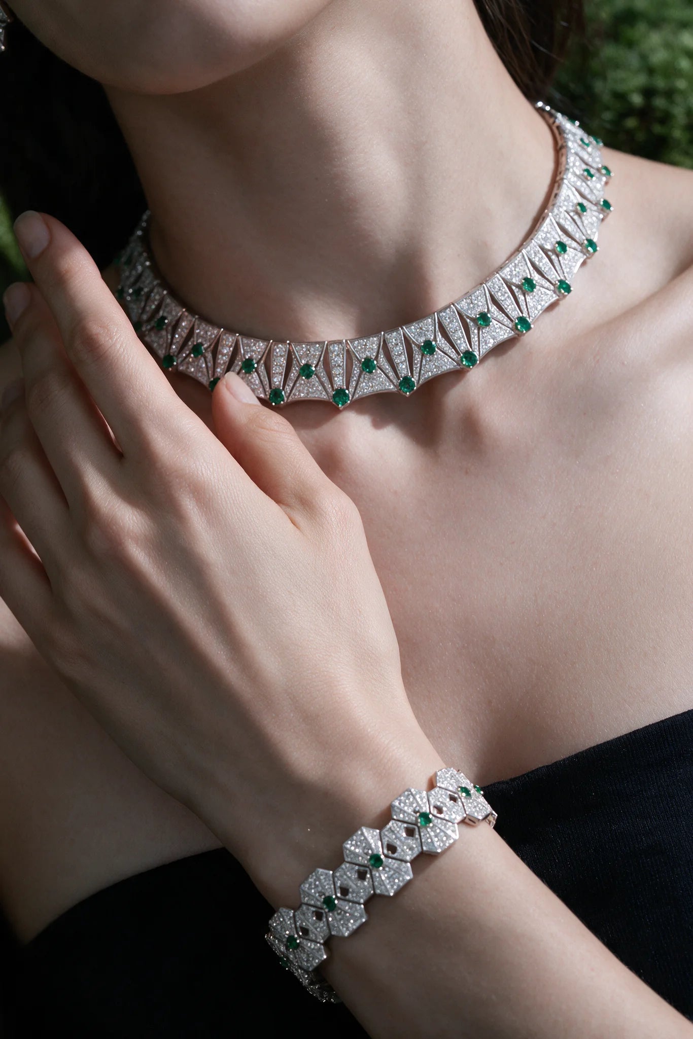 Model wearing the MEIR Hexa collection